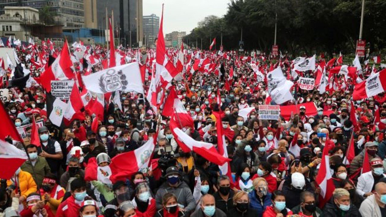 Perú 2023: ¿Una crisis anunciada?